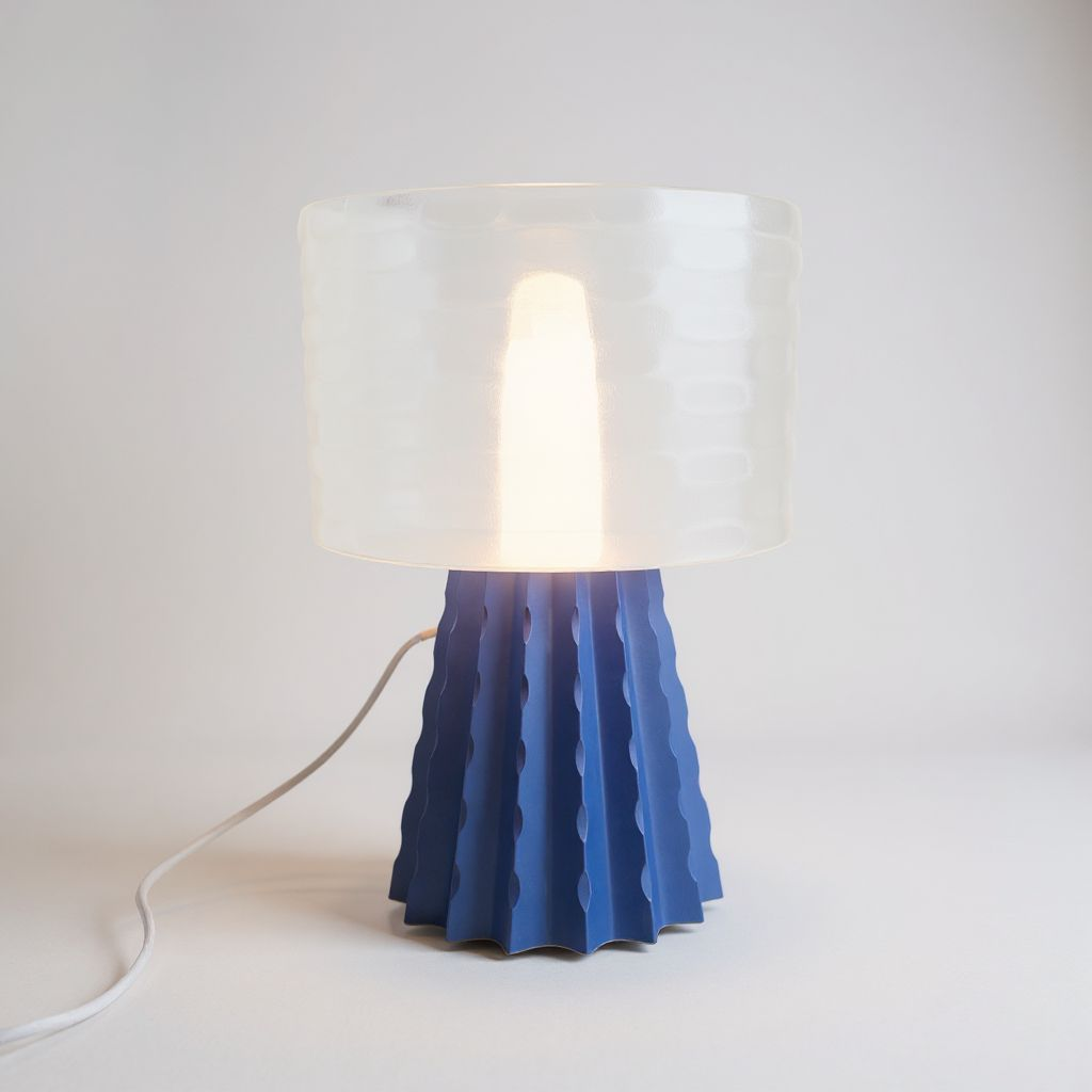 Éclosion – Lampe sculpturale en PLA mat